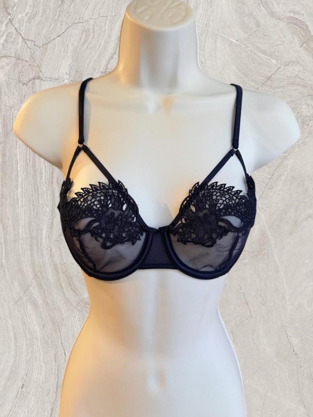 Y2K Victoria’s Secret Navy Sheer Lace Underwire Bra